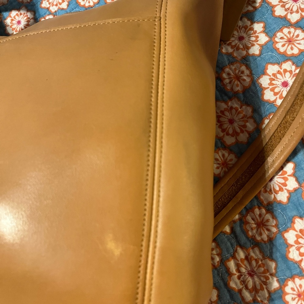 Vintage Coach Medium Slim Duffle Sac - 9816, tan - Picture 8 of 16
